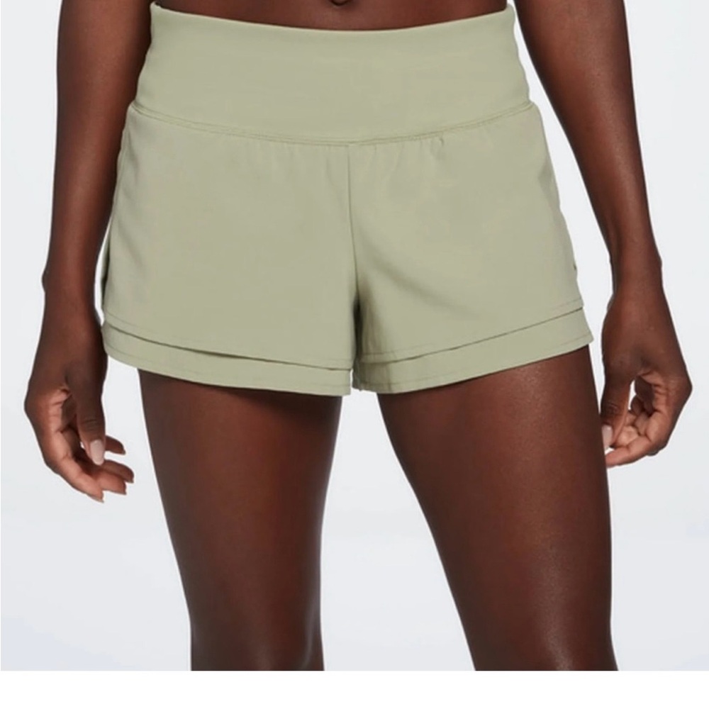 NWT CALIA Kick It Up MidRise Angle Slit Short Smudge Sage